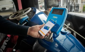 Ya se puede pagar el pasaje de colectivo con código QR desde la app SUBE