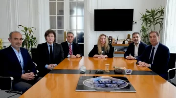 Karina Milei se reúne con Ritondo y Santilli en Casa Rosada para cerrar un acuerdo electoral