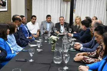 El PJ tucumano debate su rumbo electoral con Jaldo a la cabeza y sin la presencia de Manzur