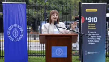 Presentaron la línea *910 para denunciar y bloquear celulares robados