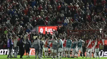 Un hincha de Argentinos Juniors murió durante el partido contra Instituto