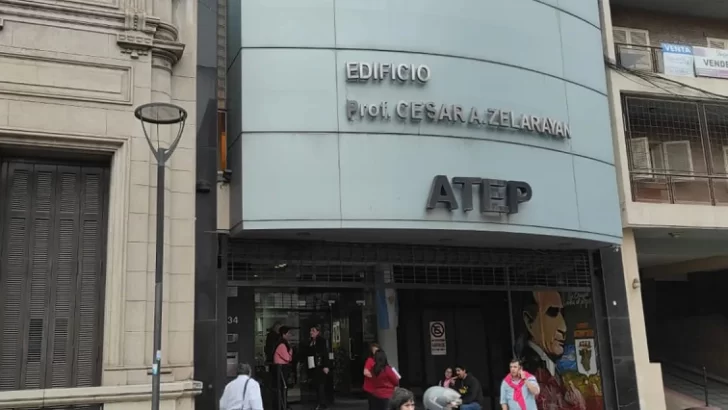 Un hincha de Argentinos Juniors murió durante el partido contra Instituto