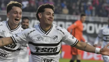Platense eliminó al San Lorenzo de Russo y jugará la final ante Huracán