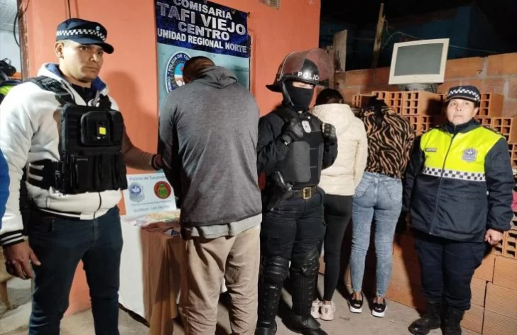 Realizaron cinco allanamientos por robo y secuestraron más de 200 “ravioles” de cocaína