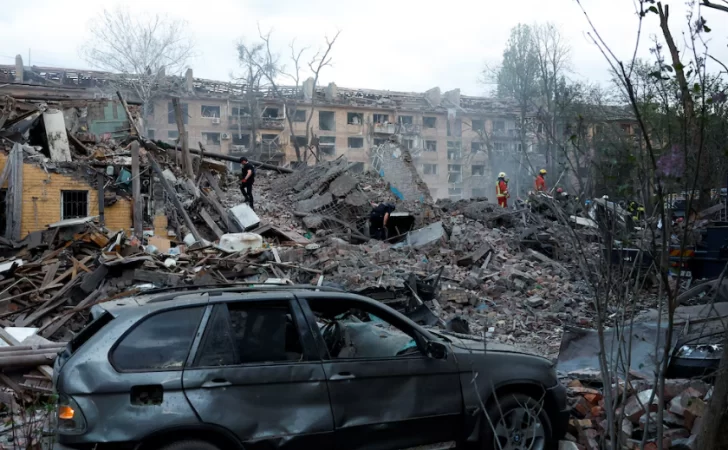 Rusia bombardeó Ucrania y Zelenski advirtió: “Atacaron casi todo el país”