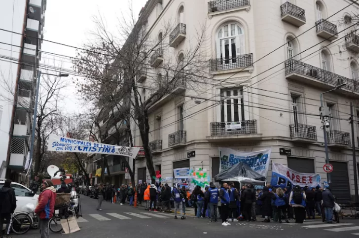 La Justicia recibió el apto socioambiental del departamento de Cristina Kirchner para cumplir la domiciliaria