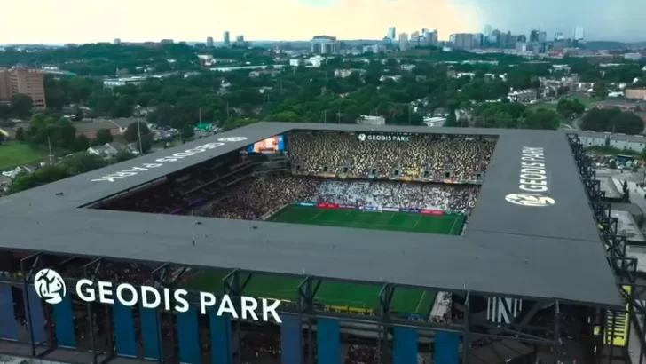 Boca y Auckland empatan 1-1, pero el partido fue demorado por posible tormenta eléctrica