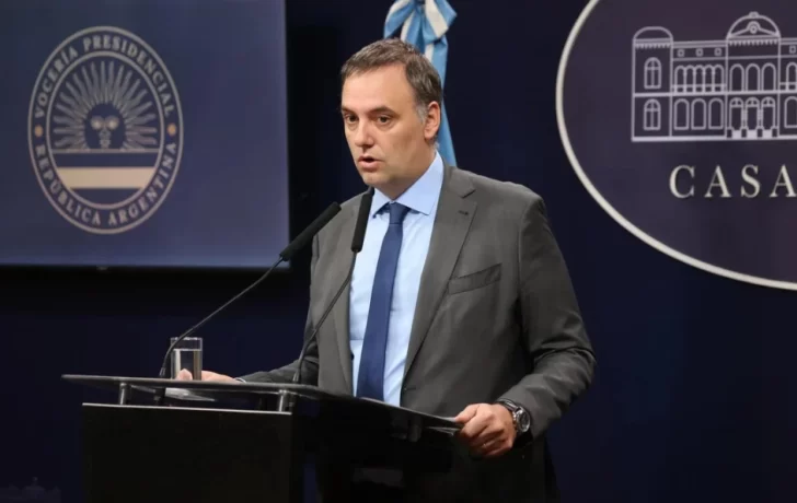 El Gobierno eliminó por decreto el Día del Empleado Público