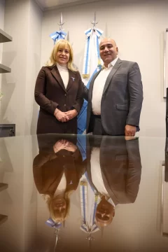 GscNWSmXYAAjjr6-485x728