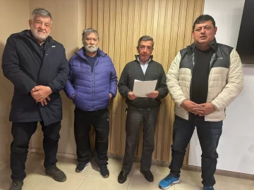 FOTIA y el Centro Azucarero acordaron una suba salarial del 30%