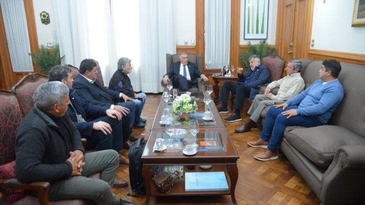 Con la mediación de Jaldo, hubo acuerdo paritario en el sector sucroalcoholero