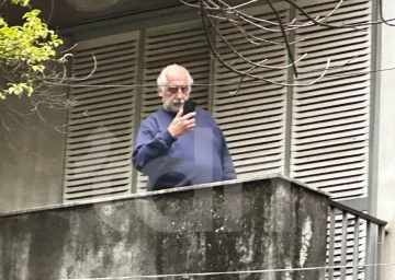 El ex fiscal Carlos Albaca cumple la condena en su casa El ex fiscal Carlos Albaca cumple la condena en su casa