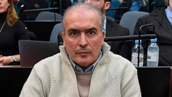 José López se entregó a la Justicia y pidió prisión domiciliaria