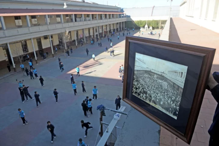 Emoción y memoria en los festejos por los 100 años del Colegio Tulio García Fernández