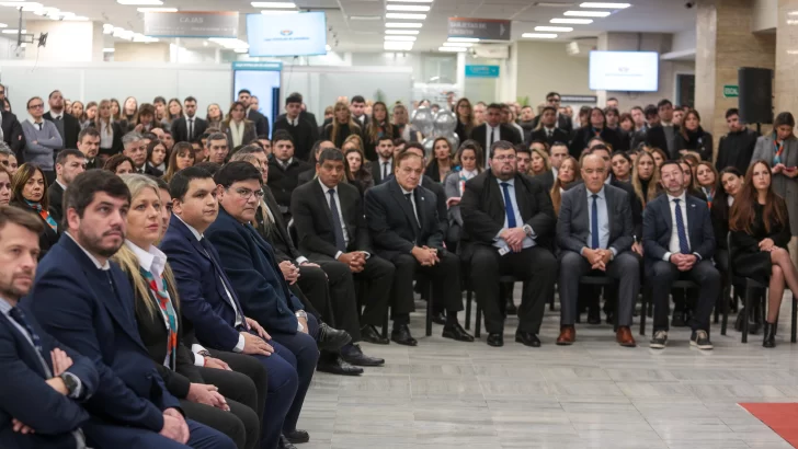 Acto aniversario por los 110 años de Caja Popular de Ahorros