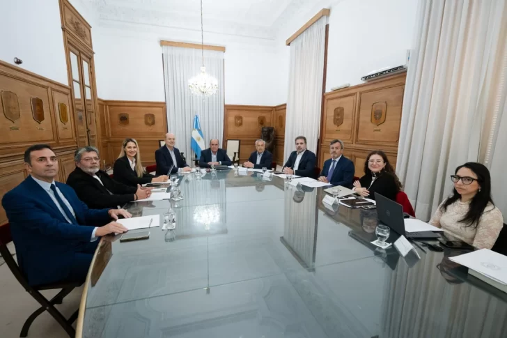 El Consejo de Mayo se reunió para debatir la reforma laboral