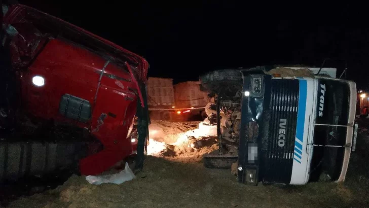 Un siniestro vial entre dos camiones dejó una persona fallecida