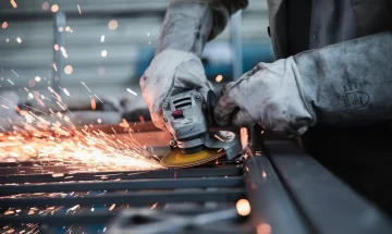 El Gobierno redujo aranceles para importar maquinaria industrial y busca bajar costos y aumentar la competitividad