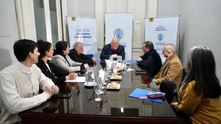 Ampliación de beneficios para la Tarjeta Alimentaria Independencia: acuerdo con Banco Macro y supermercadistas