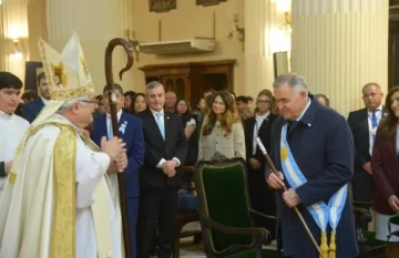Osvaldo Jaldo participó del Solemne Tedeum en la Catedral Osvaldo Jaldo participó del Solemne Tedeum en la Catedral