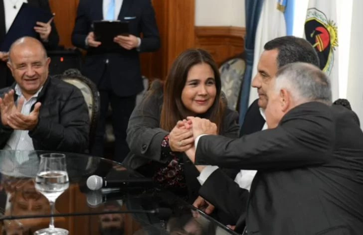 El Gobierno otorgó una nueva mejora salarial a personal del IPSST