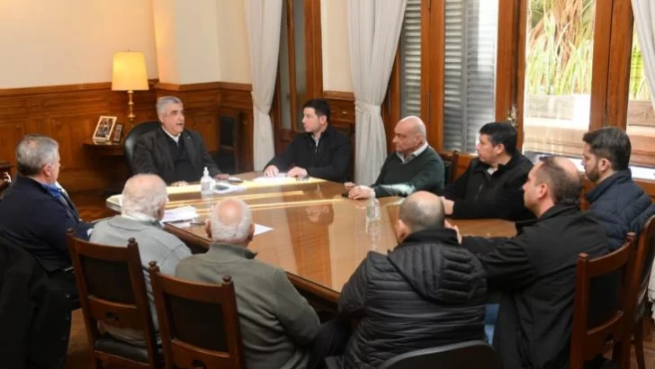 La Provincia y el IPAAT reúnen a cañeros para analizar el contexto actual de la zafra