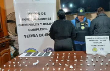 Decomisaron estupefacientes y detuvieron a dos sospechosas Decomisaron estupefacientes y detuvieron a dos sospechosas