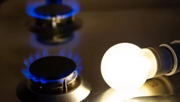 El Gobierno disolvió el ENRE y el ENARGAS