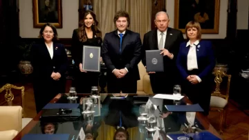 El Gobierno nacional firmó el ingreso al Programa de Exención de Visas El Gobierno nacional firmó el ingreso al Programa de Exención de Visas