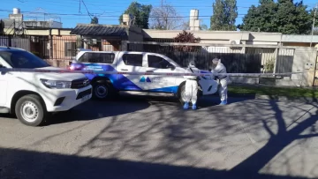Encontraron sin vida a dos personas en una casa de calle San Lorenzo al 3.900