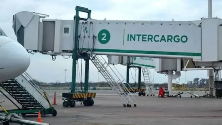 El Gobierno avanza con la privatización total de Intercargo y desregula el servicio de rampas en los aeropuertos