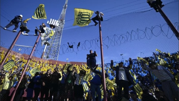 Tras los visitantes en Lanús-Central, Patricia Bullrich cruzó al número dos del “Chiqui” Tapia