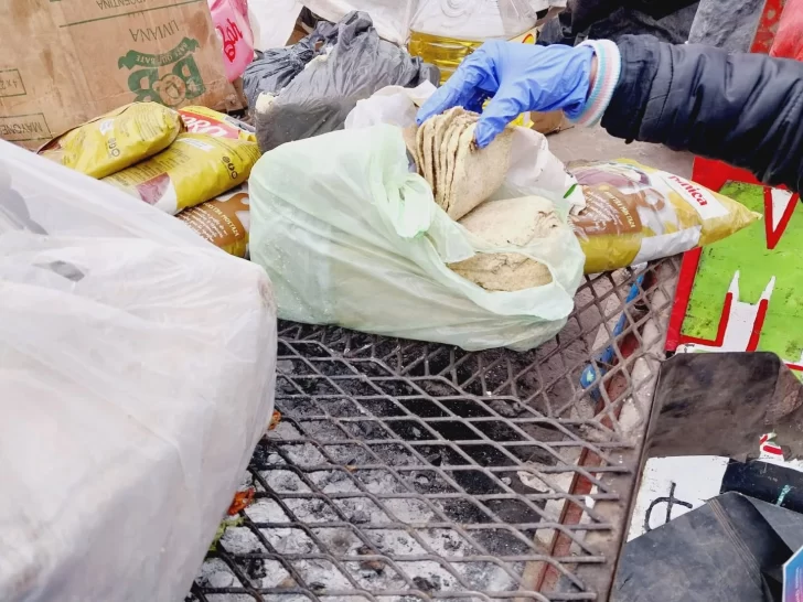 Un tucumano quedó detenido por vender milanesas de papel higiénico
