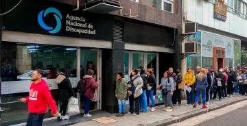 La Justicia allanó la Agencia de Discapacidad y domicilios ligados a exfuncionario de Milei La Justicia allanó la Agencia de Discapacidad y domicilios ligados a exfuncionario de Milei