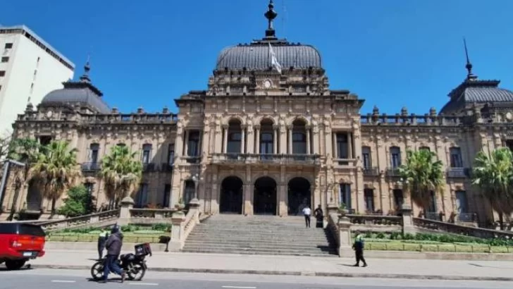 El Gobierno nacional dispuso que el viernes sea no laborable