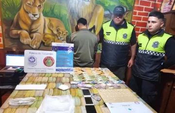 Personal policial secuestró 35 “bochitas” de cocaína