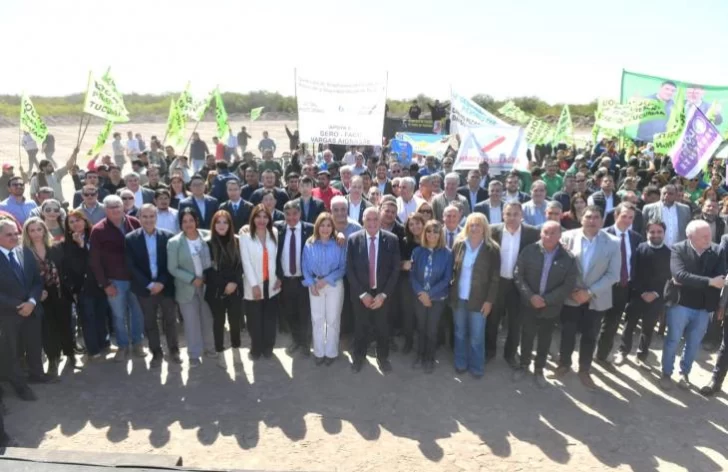 Inició la construcción de la nueva línea de alta tensión “El Bracho – Villa Quinteros”