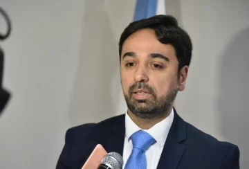 El Gobernador designó a Martín Viola como secretario de Energía El Gobernador designó a Martín Viola como secretario de Energía