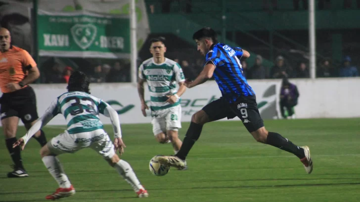 Atlético rescató un empate ante Sarmiento de Junín