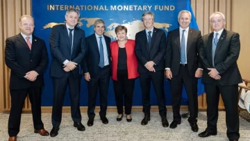 La Justicia ordenó al Ministerio de Economía entregar el expediente del DNU con el que se cerró el nuevo acuerdo con el FMI