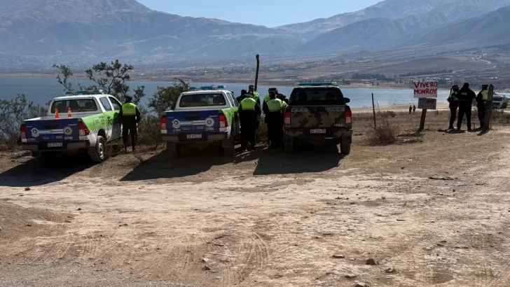 Desalojaron el “Loteo Monroy” y avanza en la recuperación de la Reserva La Angostura