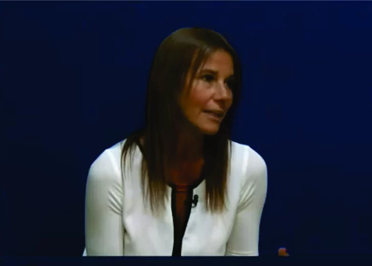 Especialista en niñez advierte sobre el uso de pantallas y llama a priorizar el tiempo compartido con los hijos