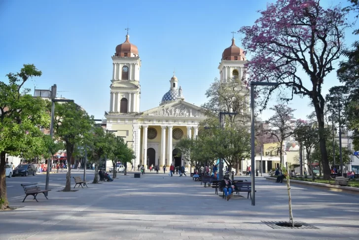 Miércoles con calor intenso y probables tormentas aisladas en Tucumán