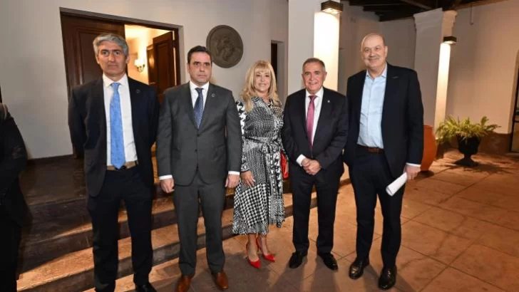 El gobernador Jaldo estuvo presente en la inauguración de la 60ª Expo Agro Ganadera