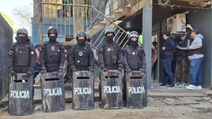 Secuestraron celulares y computadoras por las amenazas a Jaldo y al Jefe de Policía