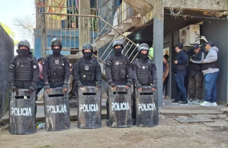 Secuestraron celulares y computadoras por las amenazas a Jaldo y al Jefe de Policía