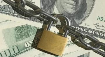 Reinstauran una medida del cepo al dólar para los ahorristas