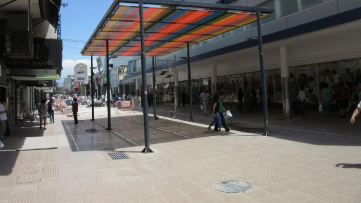 Lunes con doble descanso en Tucumán: Día del Empleado de Comercio y asueto municipal