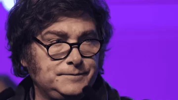 Milei atacó al kirchnerismo, defendió a Espert y reconoció una fuerte desaceleración económica