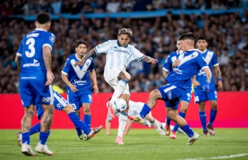 Racing se clasificó a semifinales tras eliminar a Vélez en Avellaneda